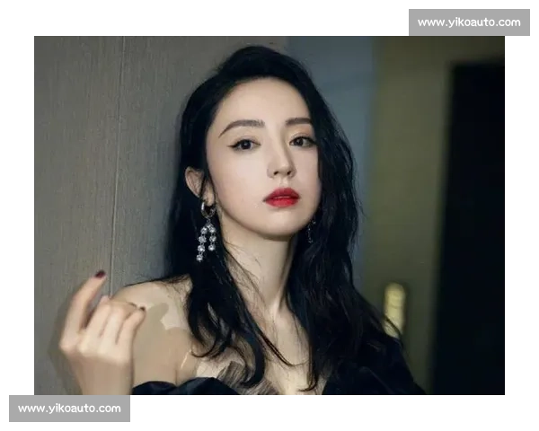 董璇:从荧幕女神到母亲角色的完美转型,如何保持事业与家庭平衡